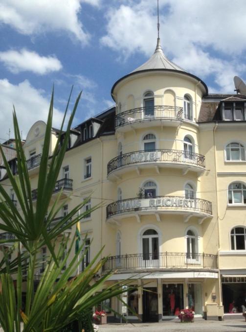 Hotel Haus Reichert บาเดน-บาเดน ภายนอก รูปภาพ