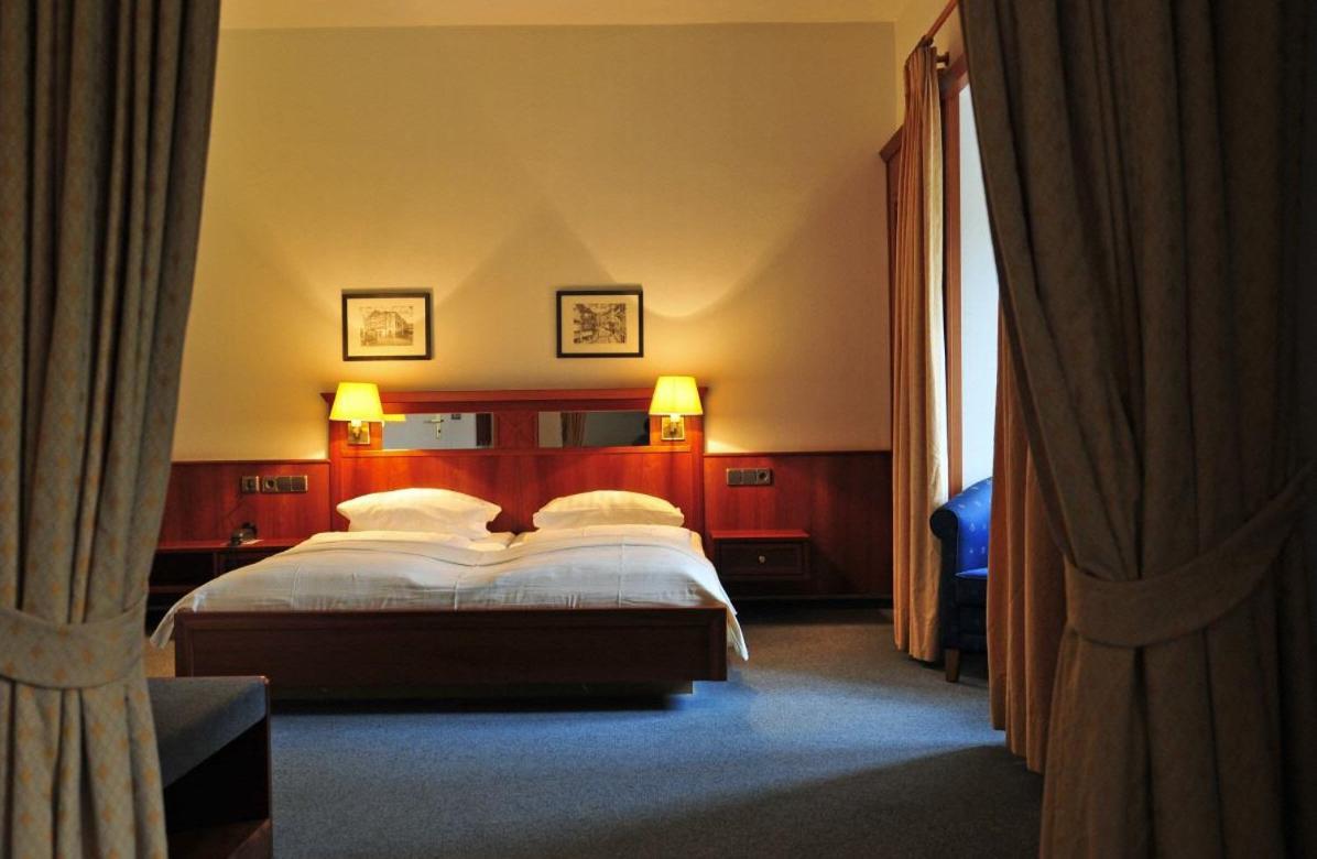 Hotel Haus Reichert บาเดน-บาเดน ภายนอก รูปภาพ