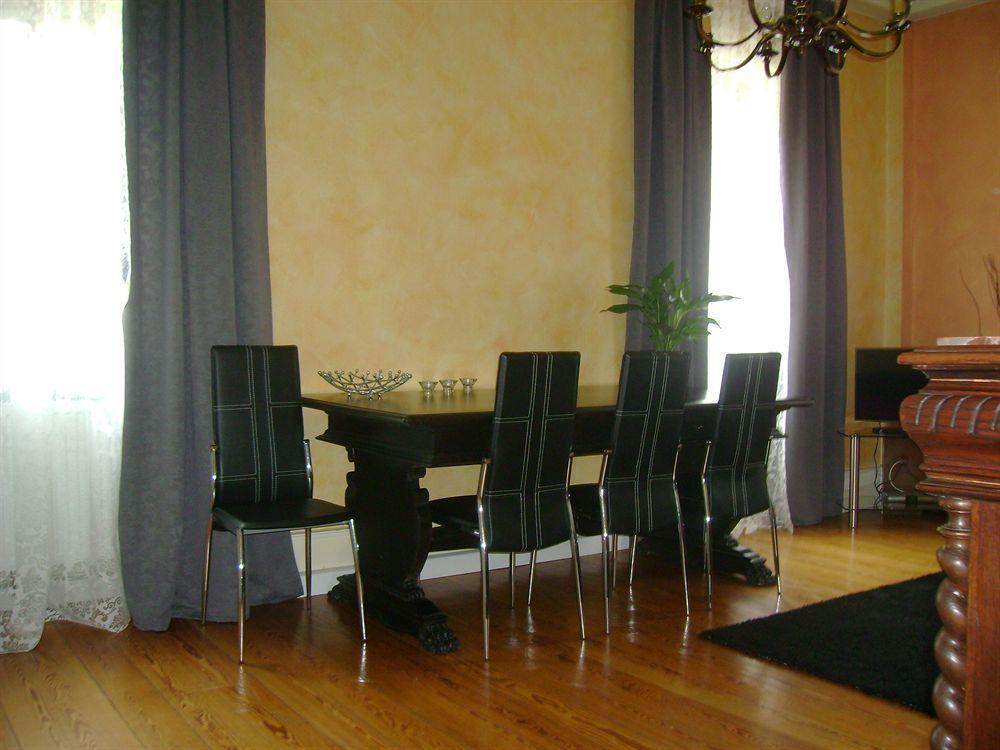 Hotel Haus Reichert บาเดน-บาเดน ภายนอก รูปภาพ