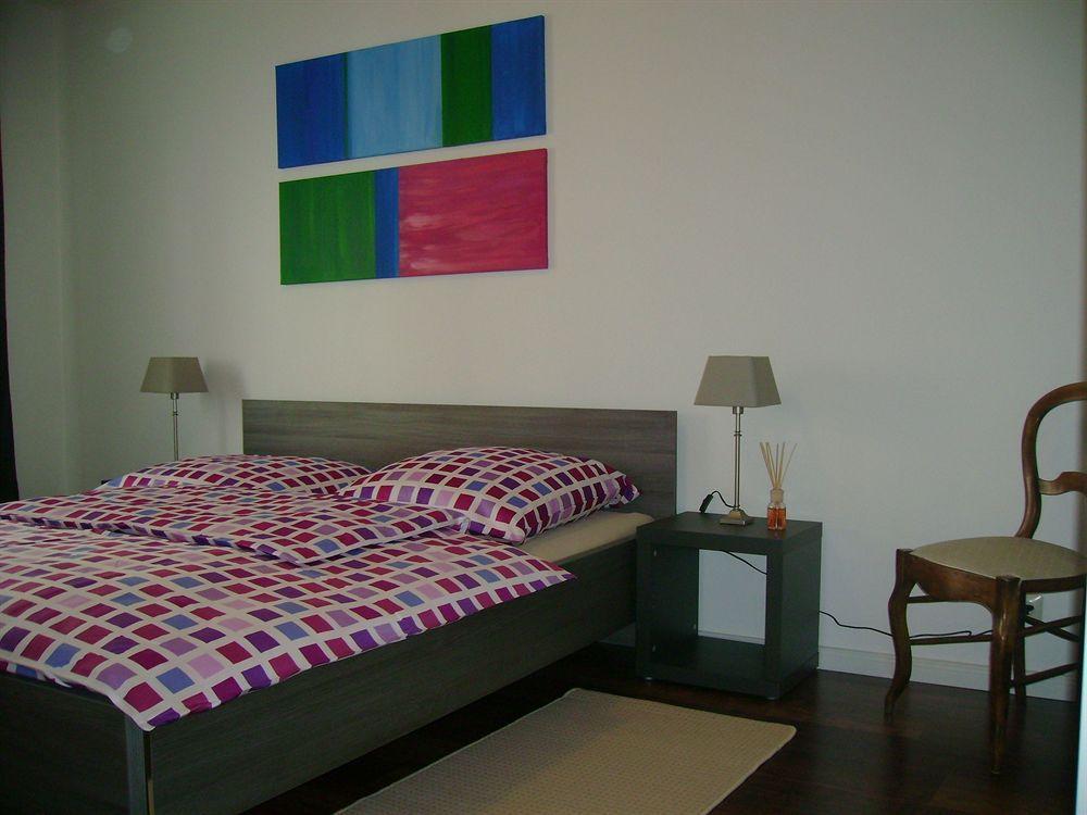 Hotel Haus Reichert บาเดน-บาเดน ภายนอก รูปภาพ