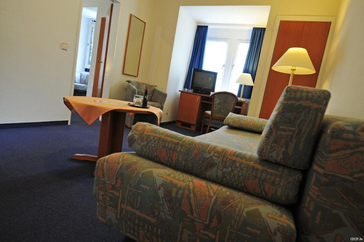Hotel Haus Reichert บาเดน-บาเดน ห้อง รูปภาพ