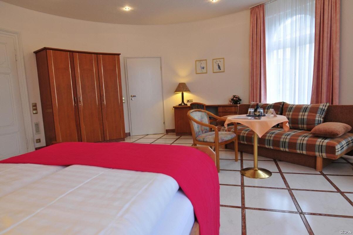 Hotel Haus Reichert บาเดน-บาเดน ห้อง รูปภาพ